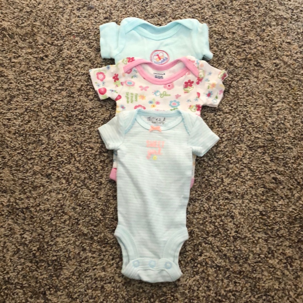 3 baby girl onesies